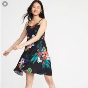 Black w/Flower Pattern Adjustable Strap Dress, NWT